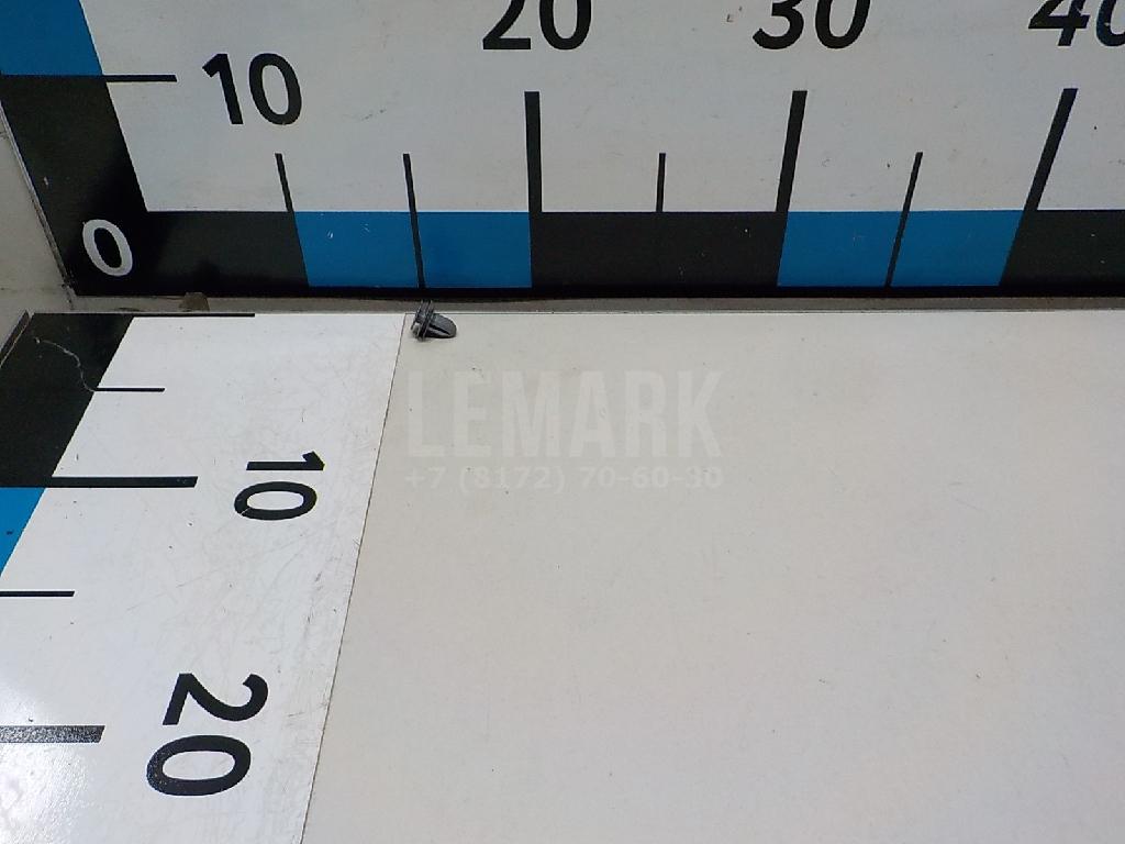 Крепеж (клоп) 8231527000 Hyundai-Kia