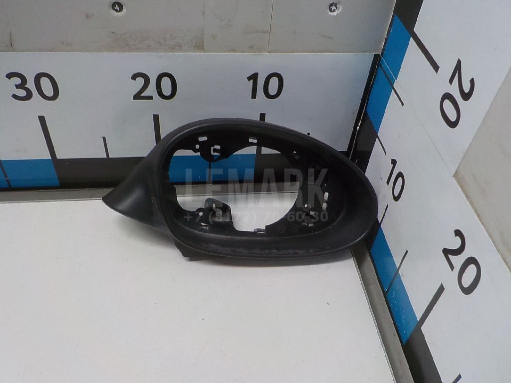 Рамка зеркала правого для  BMW 8-serie G14/G15/G16 2018
