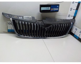Решетка радиатора для Skoda Yeti 2009-2018 с разбора состояние отличное
