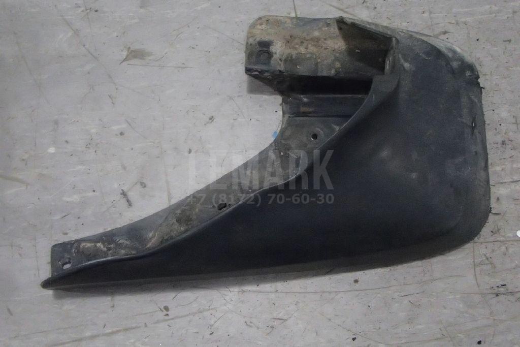 Брызговик передний левый