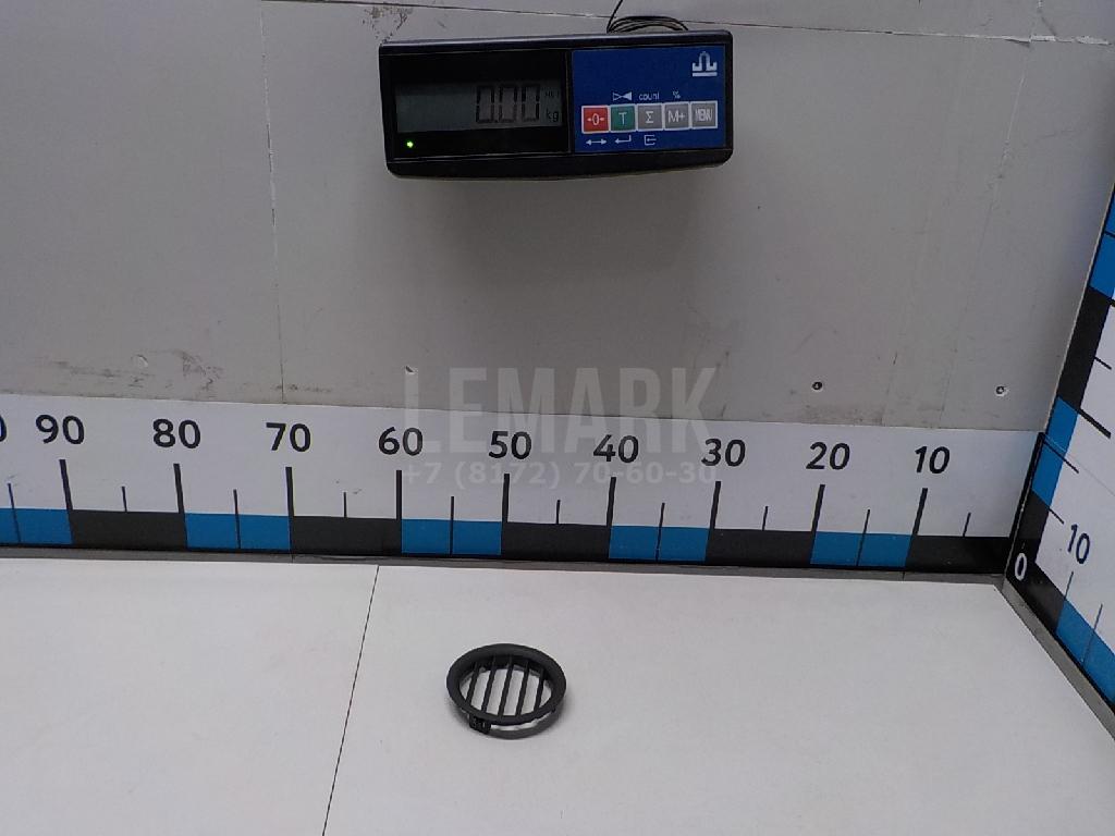 Дефлектор воздушный 7L68191039B9 VAG