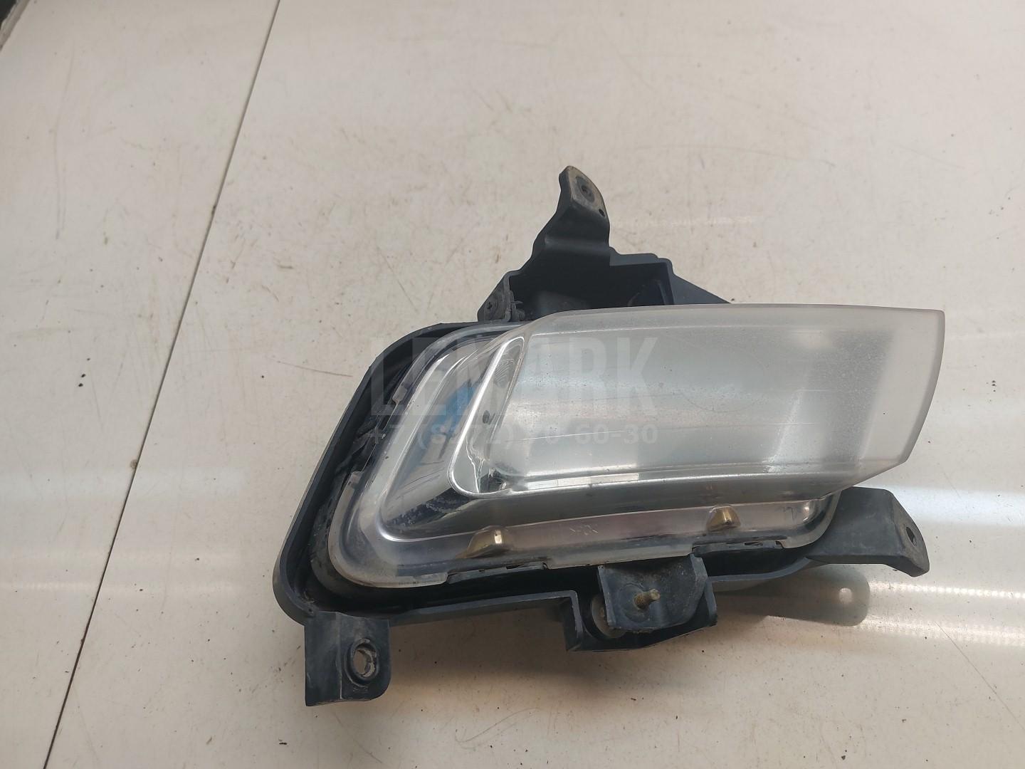 Фара противотуманная правая 922021H070 Hyundai-Kia