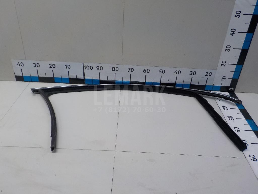 Уплотнитель стекла двери 3C4837432F5AP VAG