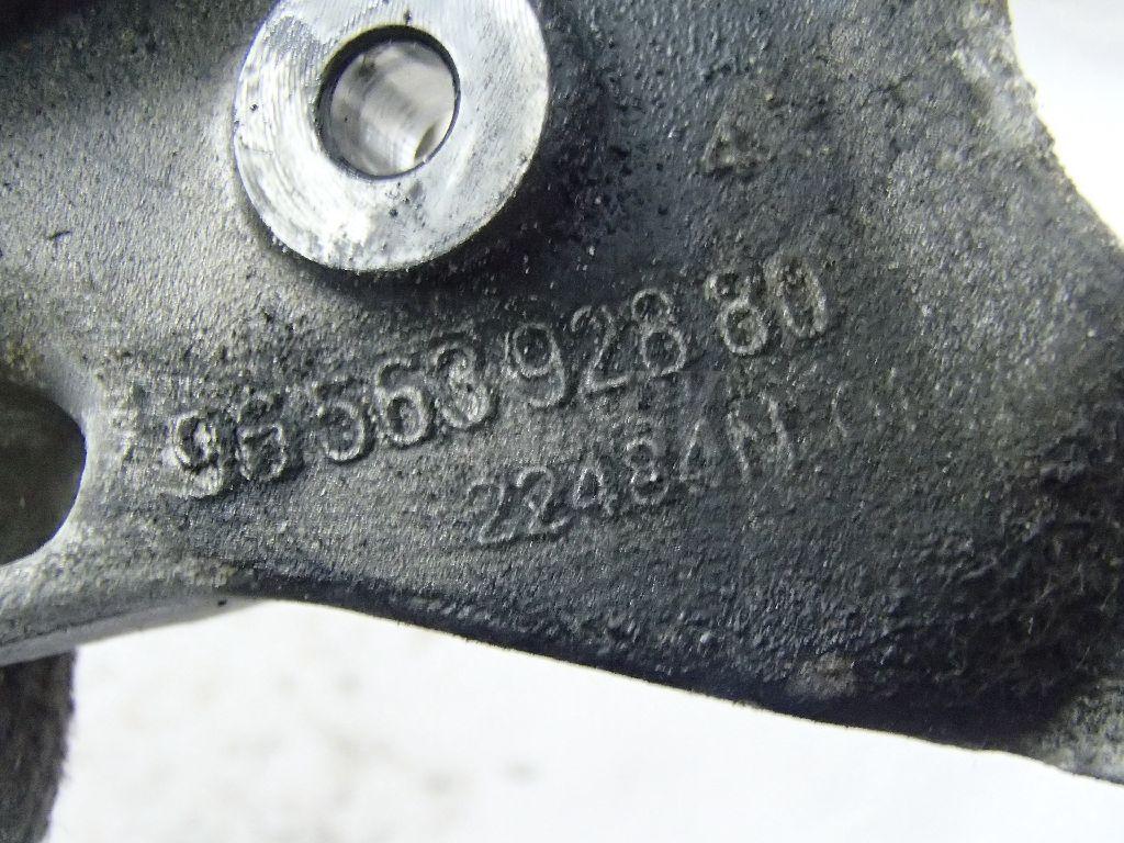 Кронштейн двигателя для  Ford C-MAX 2003-2010