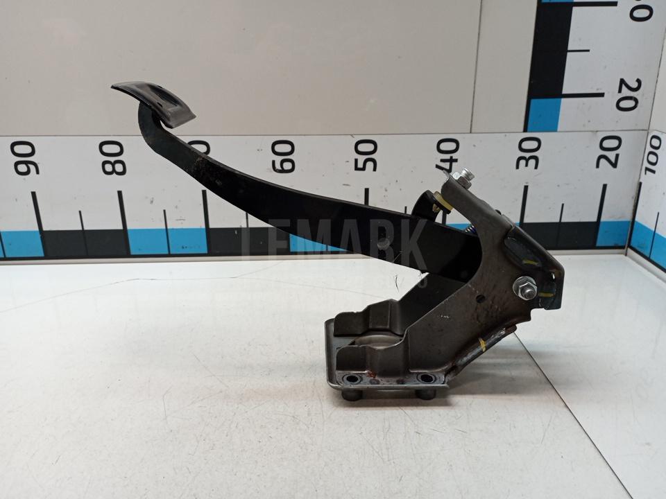 Педаль тормоза 328102P120 Hyundai-Kia