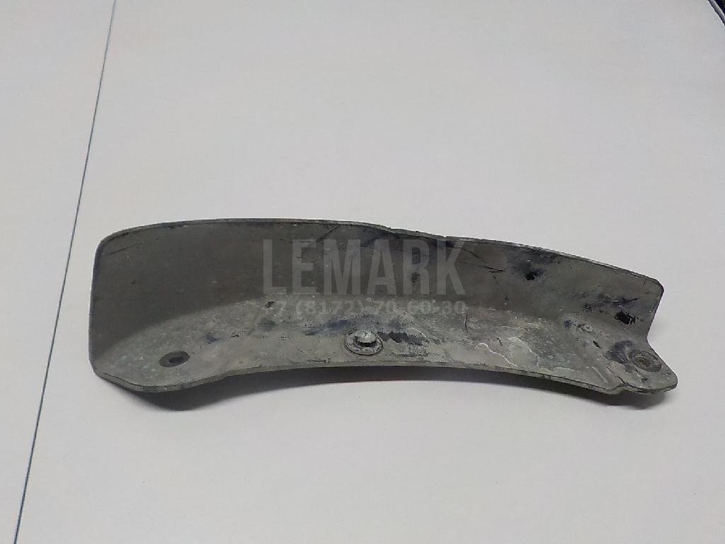 Брызговик передний правый 50838HV00A Nissan