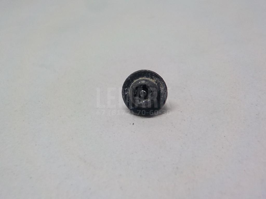 Винт 8155942200 Toyota