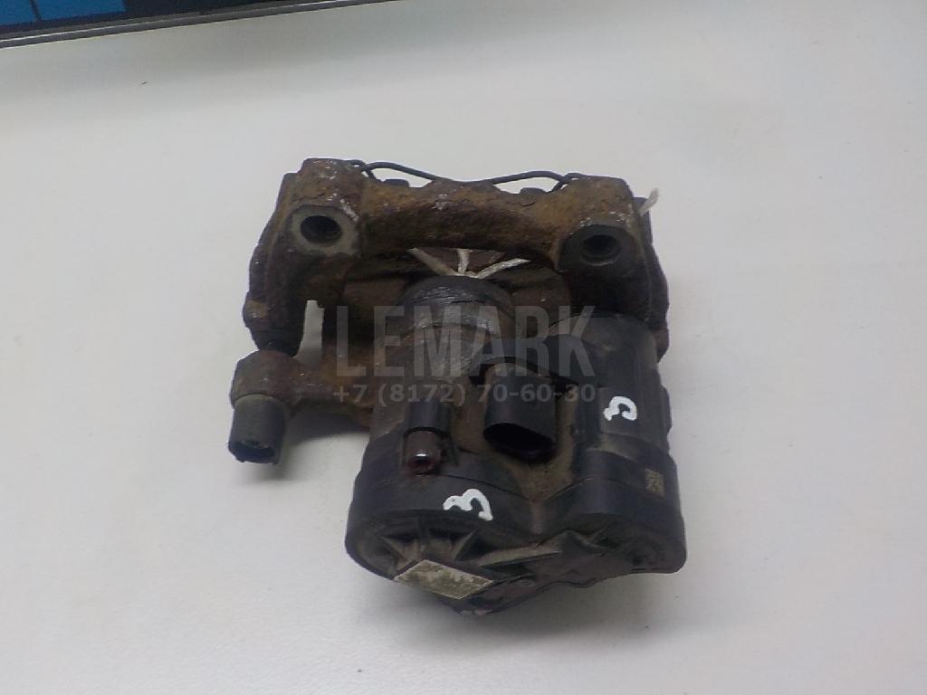 Суппорт тормозной задний левый 8V0615423 VAG