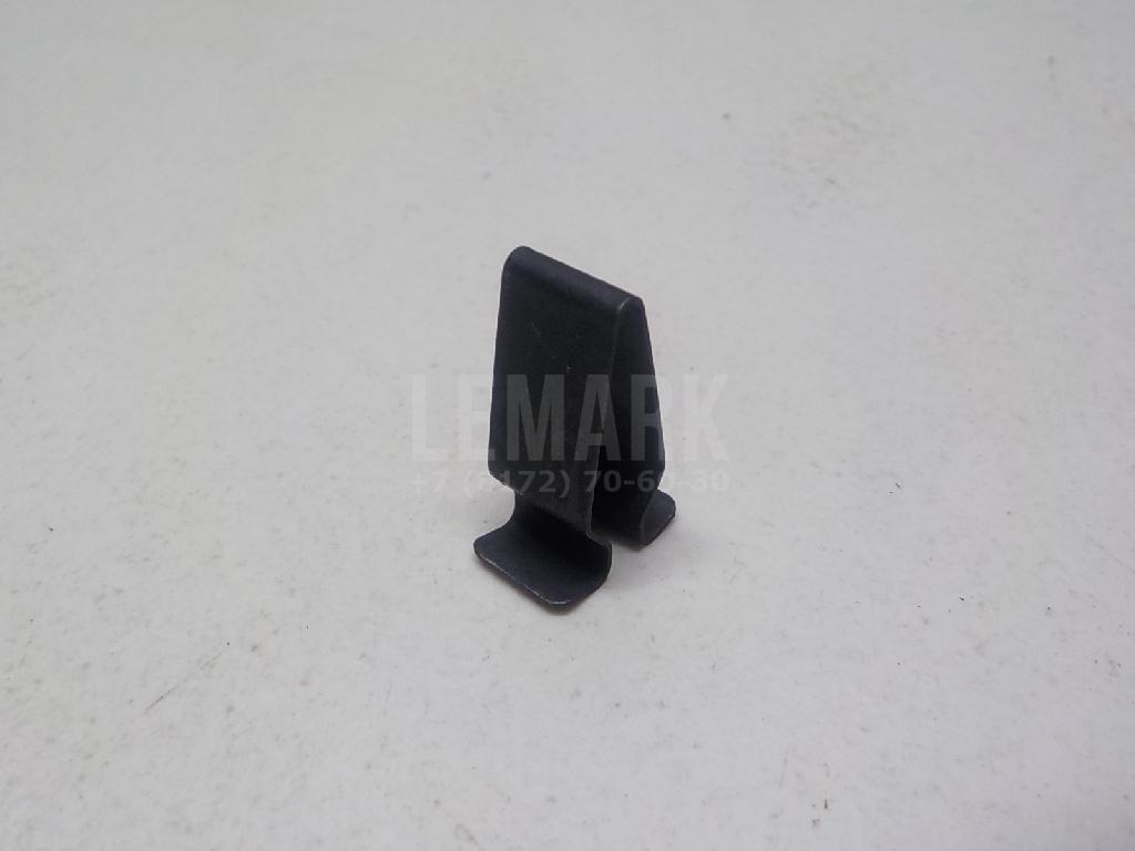 Скоба крепления обшивки 4B0867276A VAG