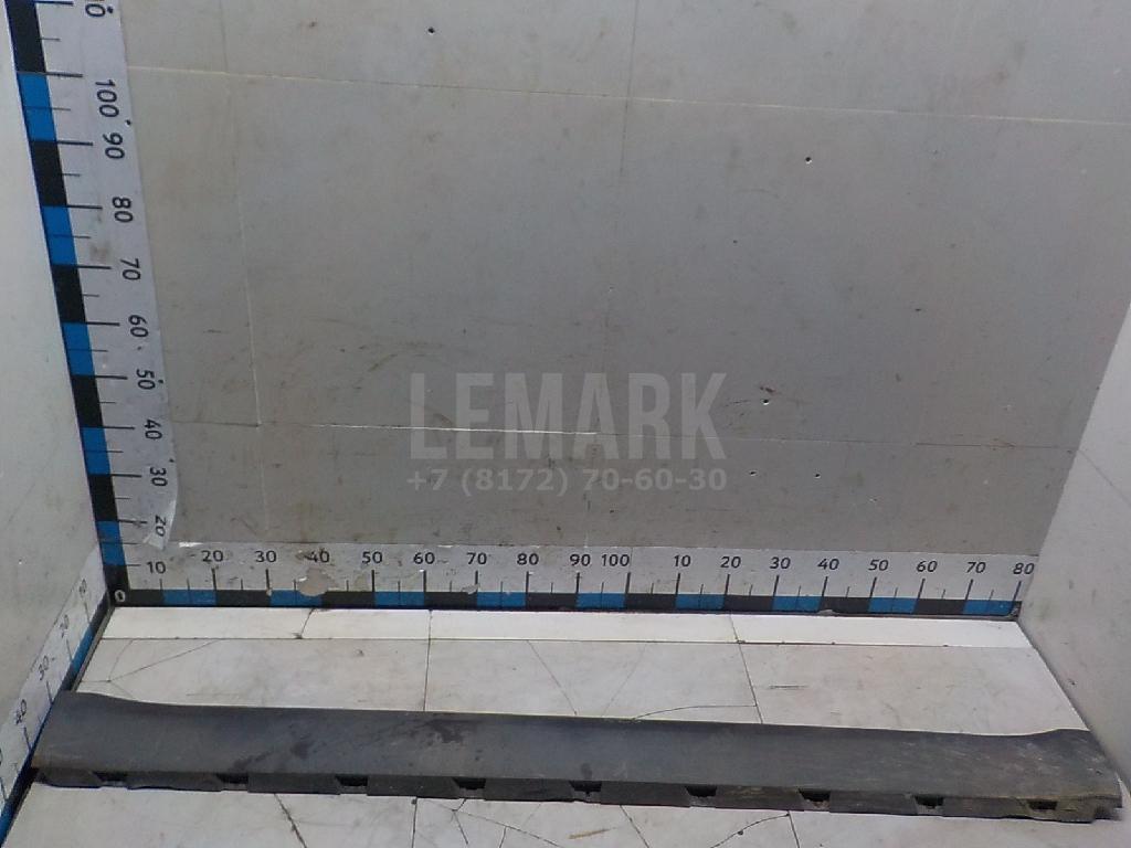 Накладка на порог (наружная) 5L0853856A9B9 VAG