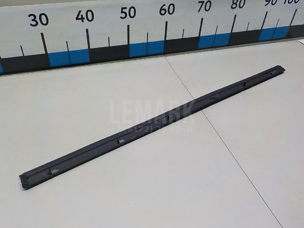 Уплотнитель (внутри) 6817342050 Toyota