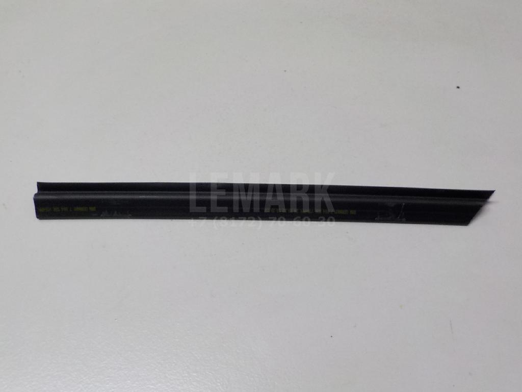 Накладка стекла заднего левого для  BMW 4-serie G22/G23 2020