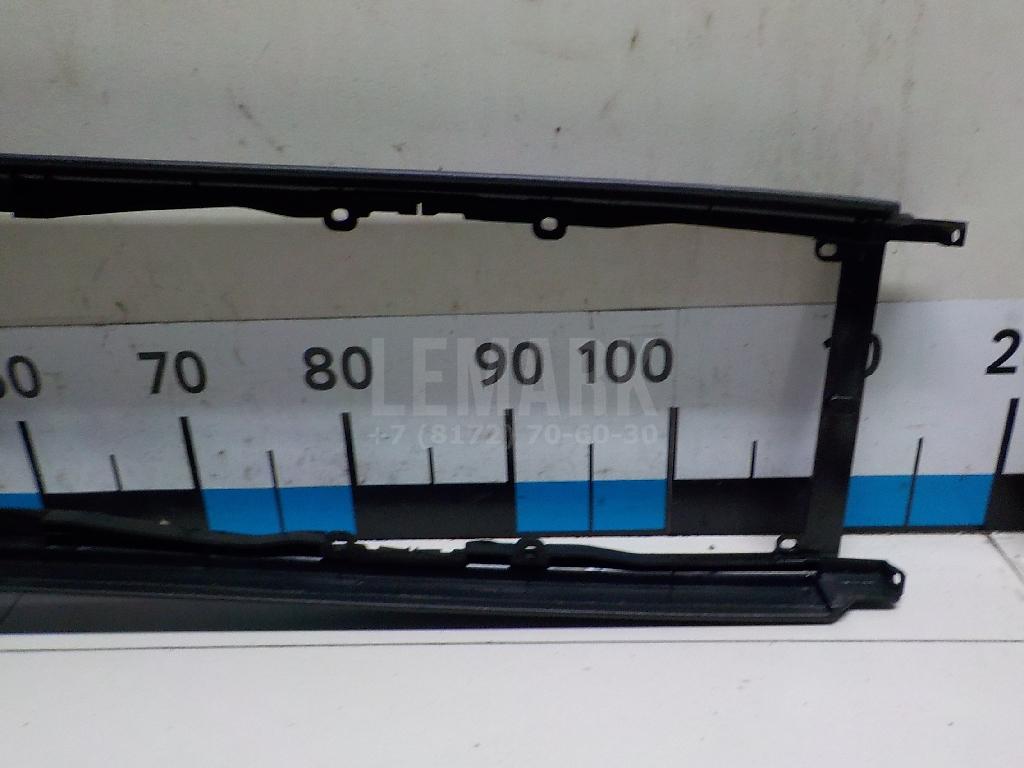 Накладка (кузов внутри) для  BMW X3 E83 2004-2010