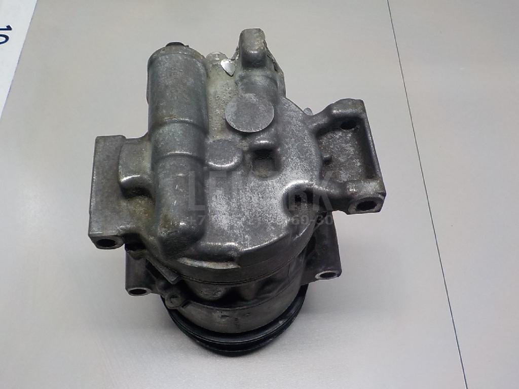 Компрессор кондиционера 8831042350 Toyota