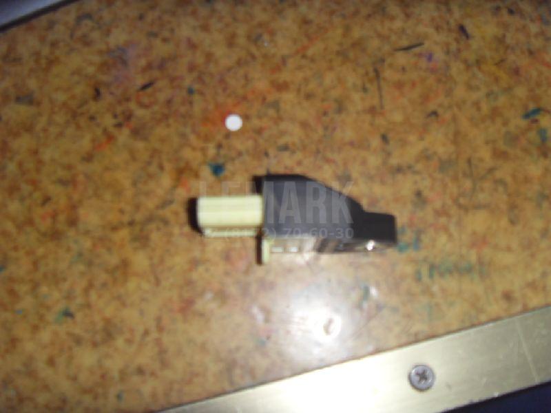 Датчик AIR BAG 8983133020 Toyota