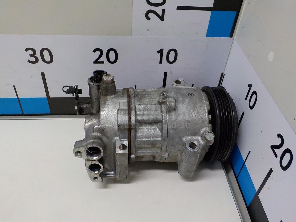 Компрессор кондиционера 8831042520 Toyota