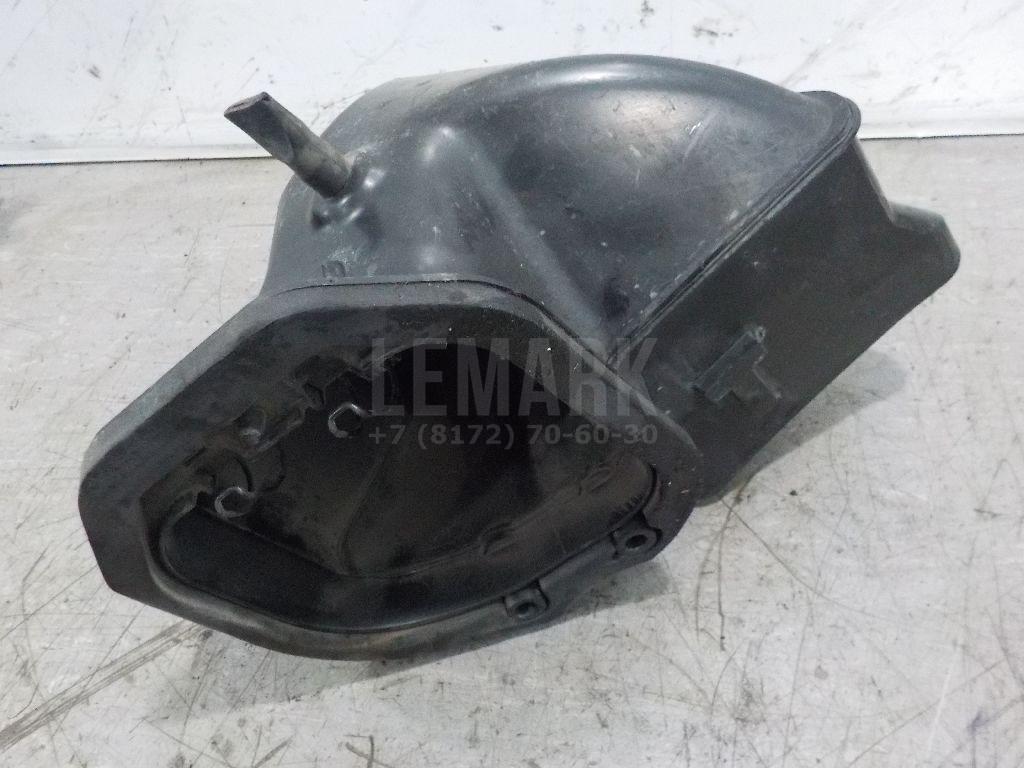 Воздухозаборник (внутри) 7L0819049 VAG