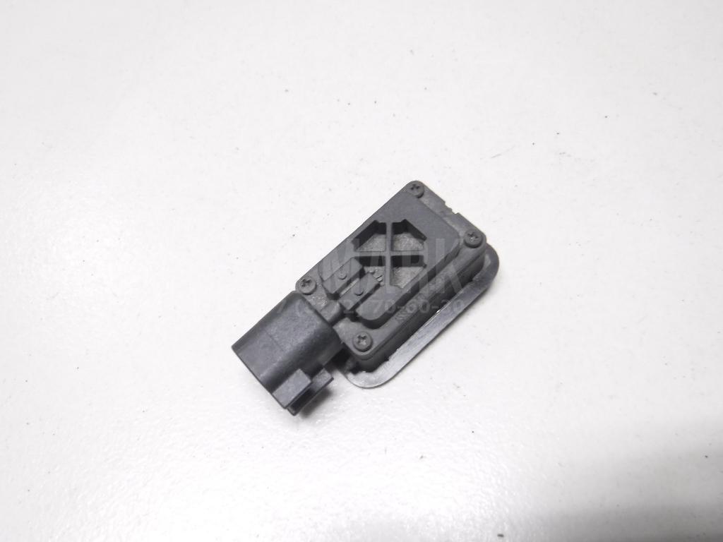 Кнопка закрывания багажника для  Ford EcoSport 2012-2023
