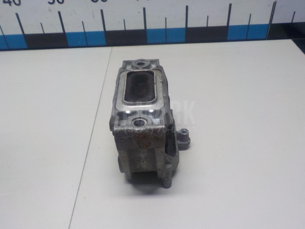 Опора двигателя правая для  Audi R8 2007-2015
