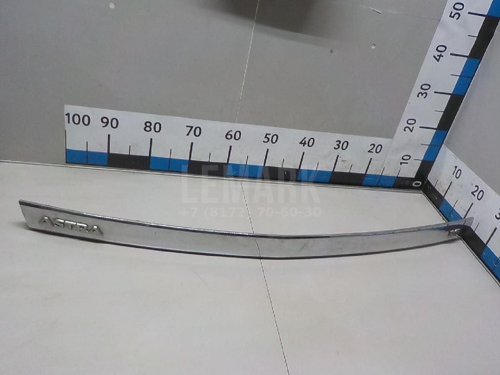Накладка крышки багажника 93310734 GM