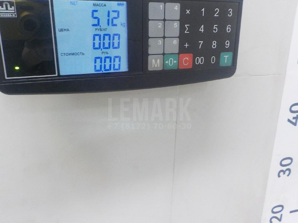 Стекло двери багажника для  Freightliner