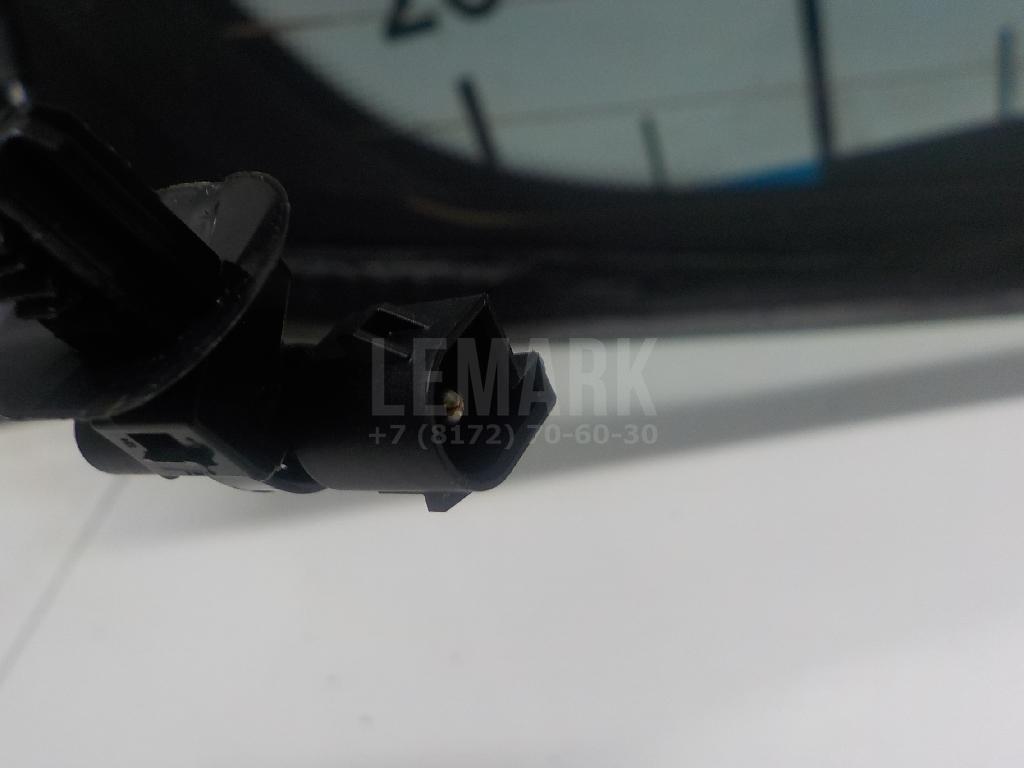 Стекло двери багажника для  Freightliner