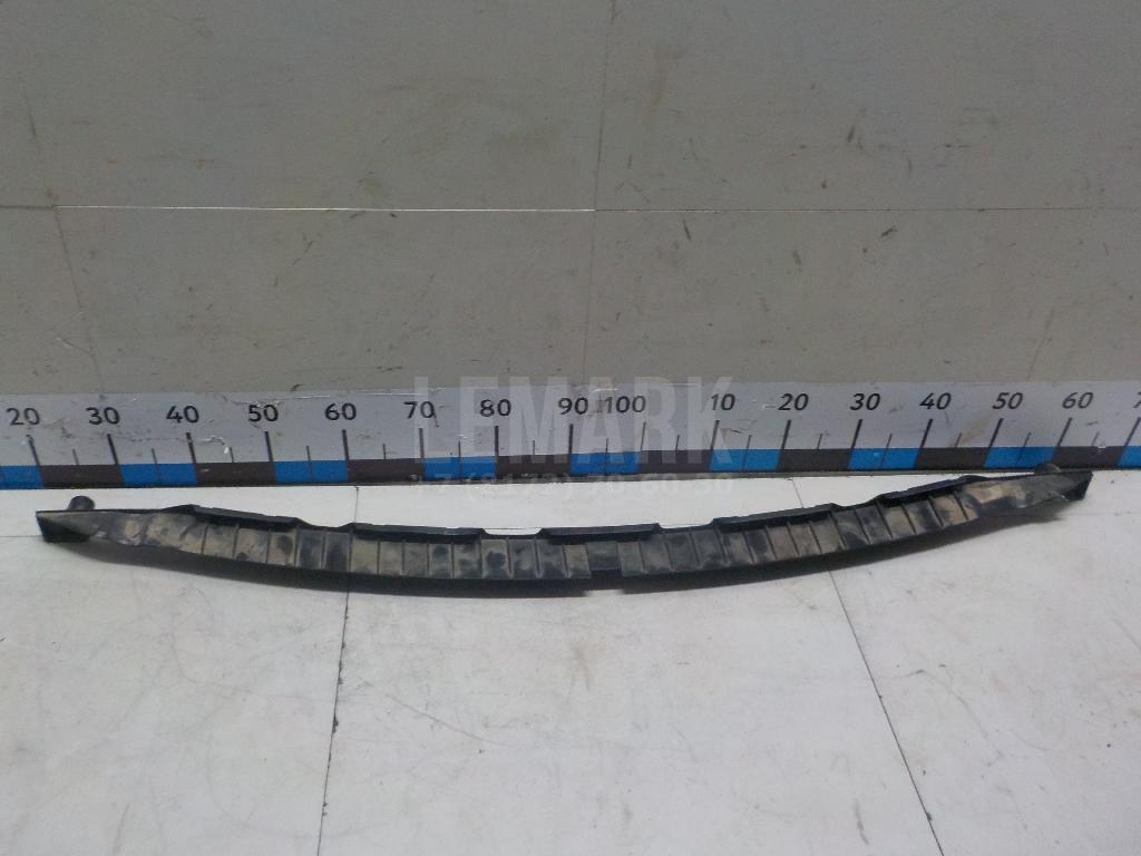 Направляющая заднего бампера 7L6807863B VAG
