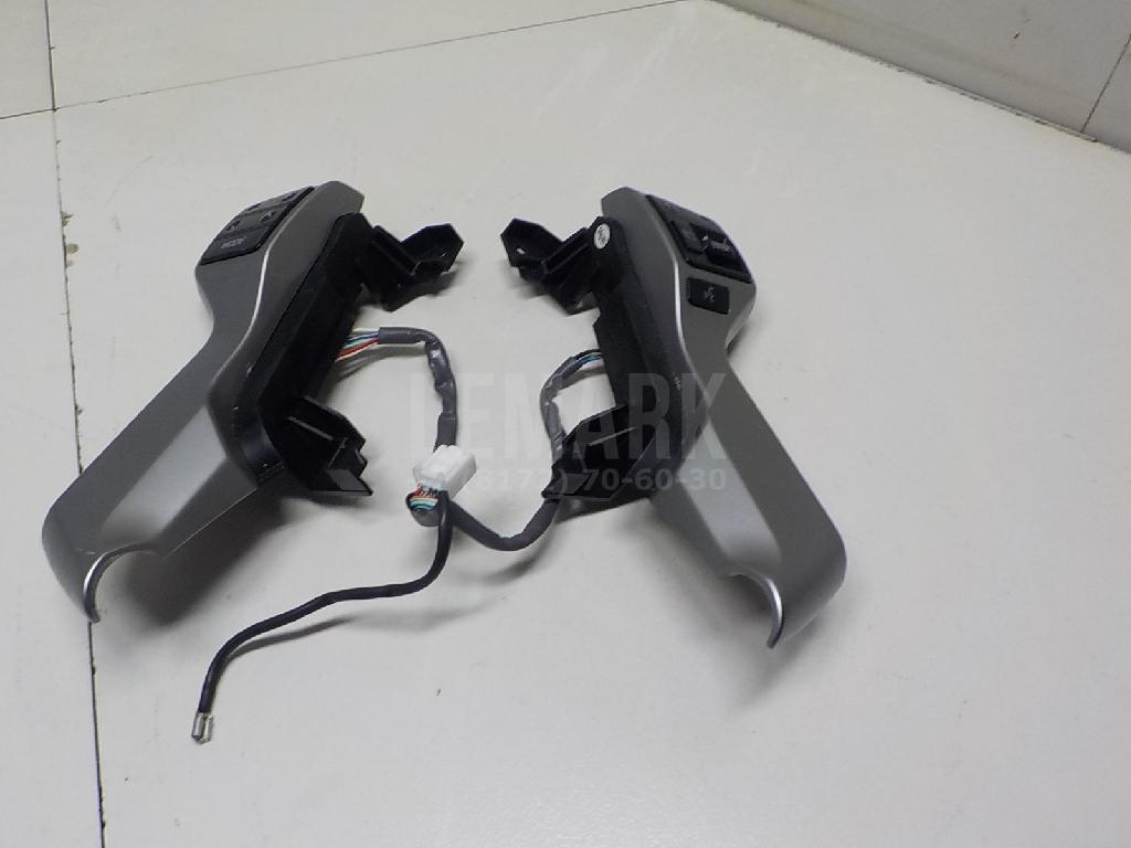 Блок кнопок 8425060150B3 Toyota