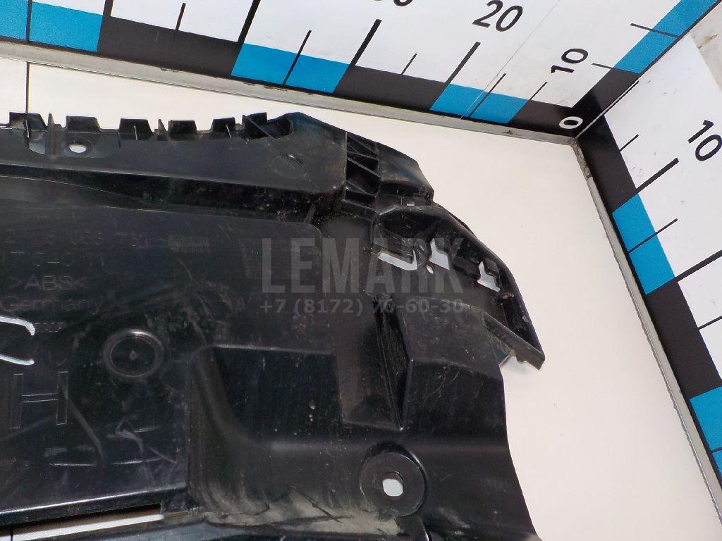 Направляющая заднего бампера левая для  BMW 7-serie G11/G12 2015-2022