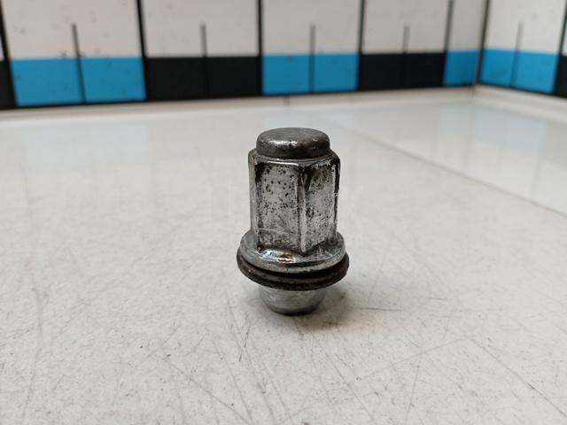 Гайка колеса 9094201058 Toyota