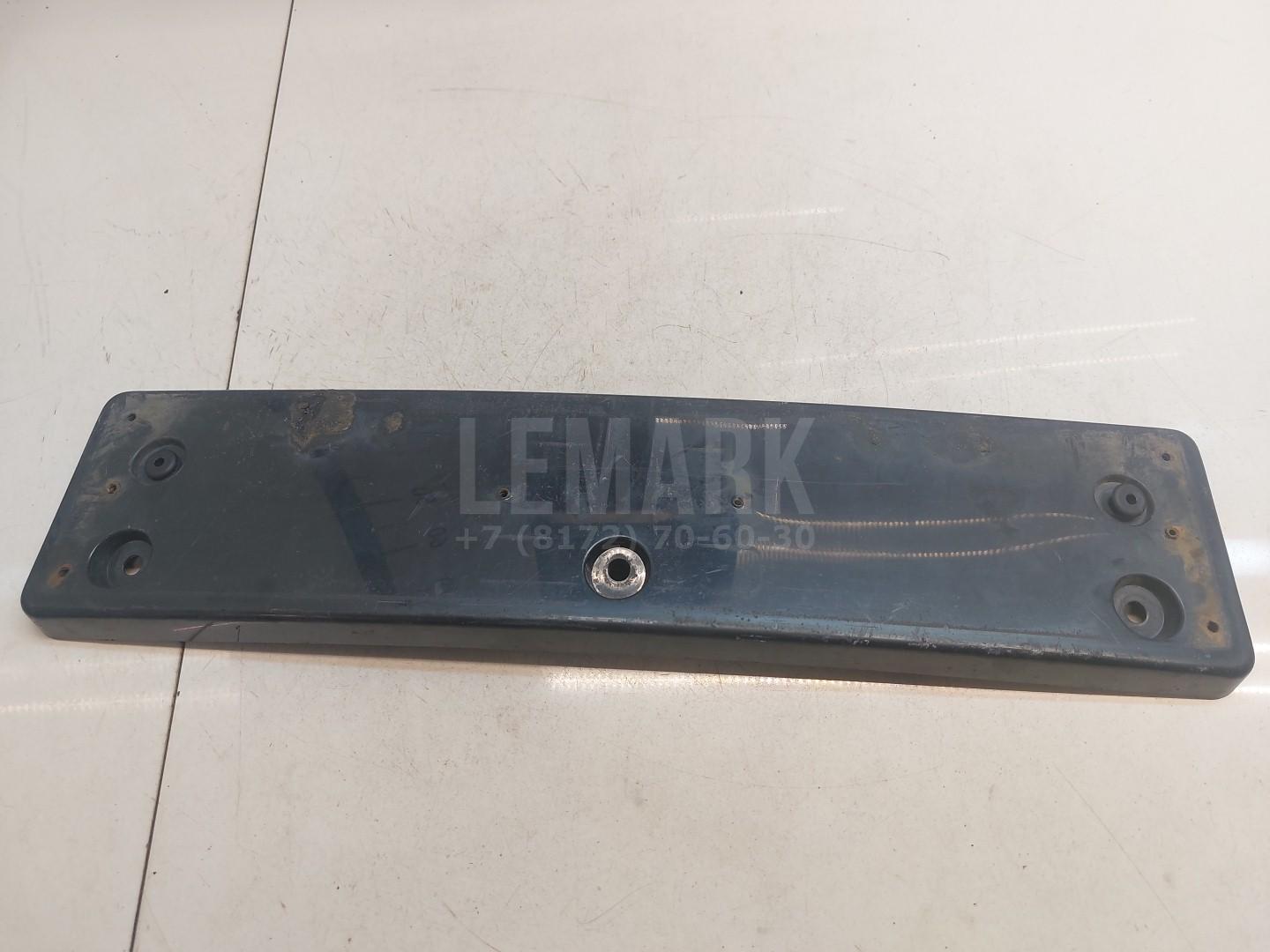 Накладка переднего бампера под номер 7L6807287P VAG