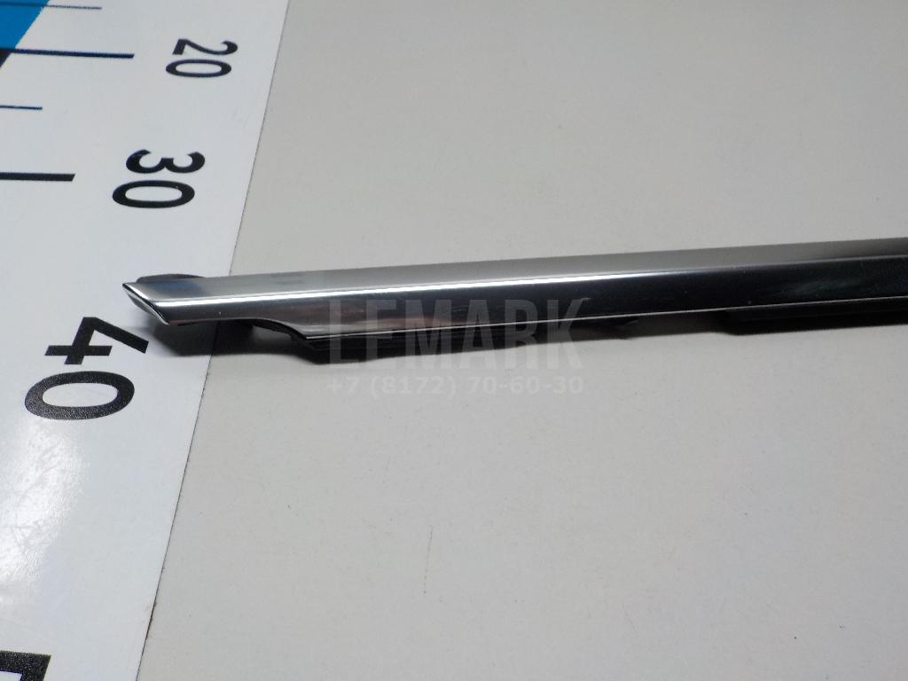 Накладка стекла переднего правого для  BMW 5-serie G30/G31/F90 2017-2023