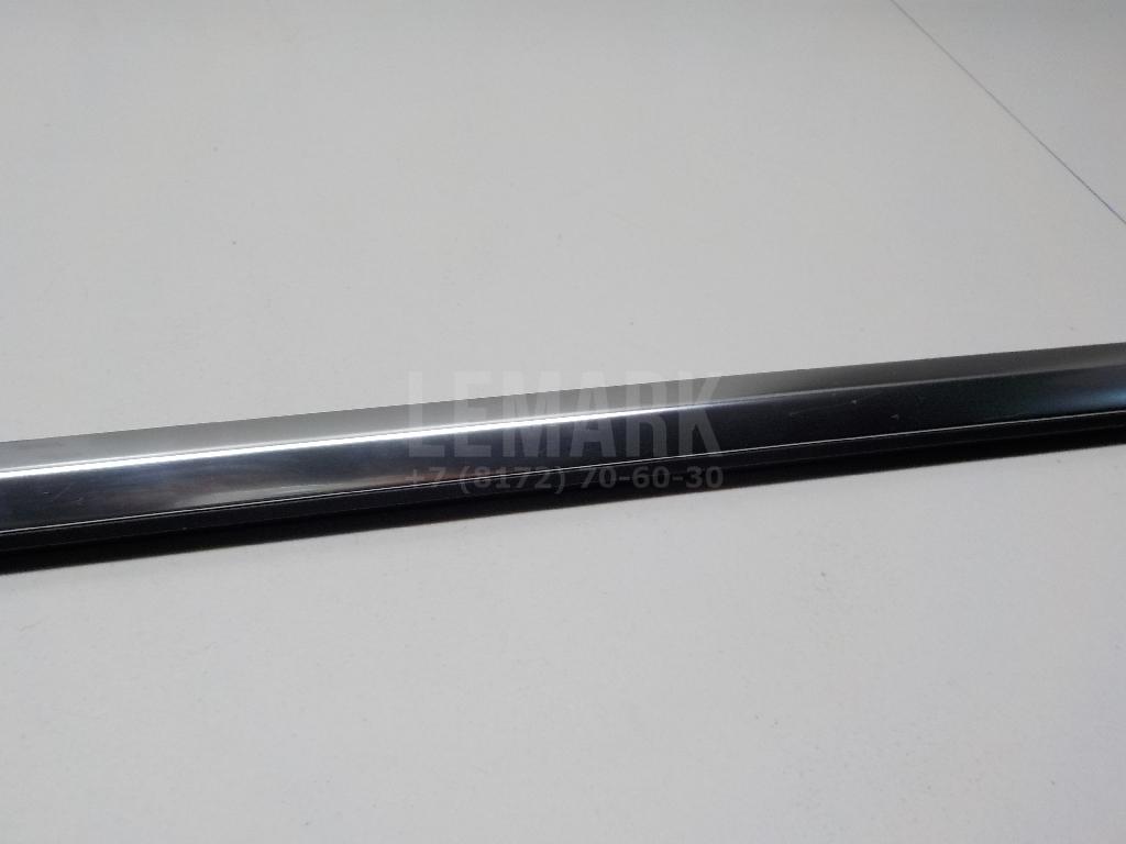 Накладка стекла переднего правого для  BMW 5-serie G30/G31/F90 2017-2023