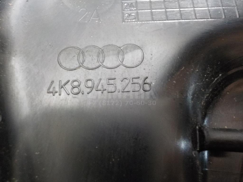 Щиток фонаря для  Audi Q3 (8U) 2012-2018