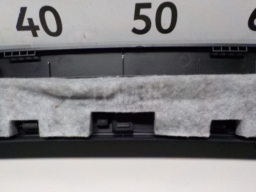 Обшивка двери багажника для  BMW 1-serie E82/E88 2007-2013
