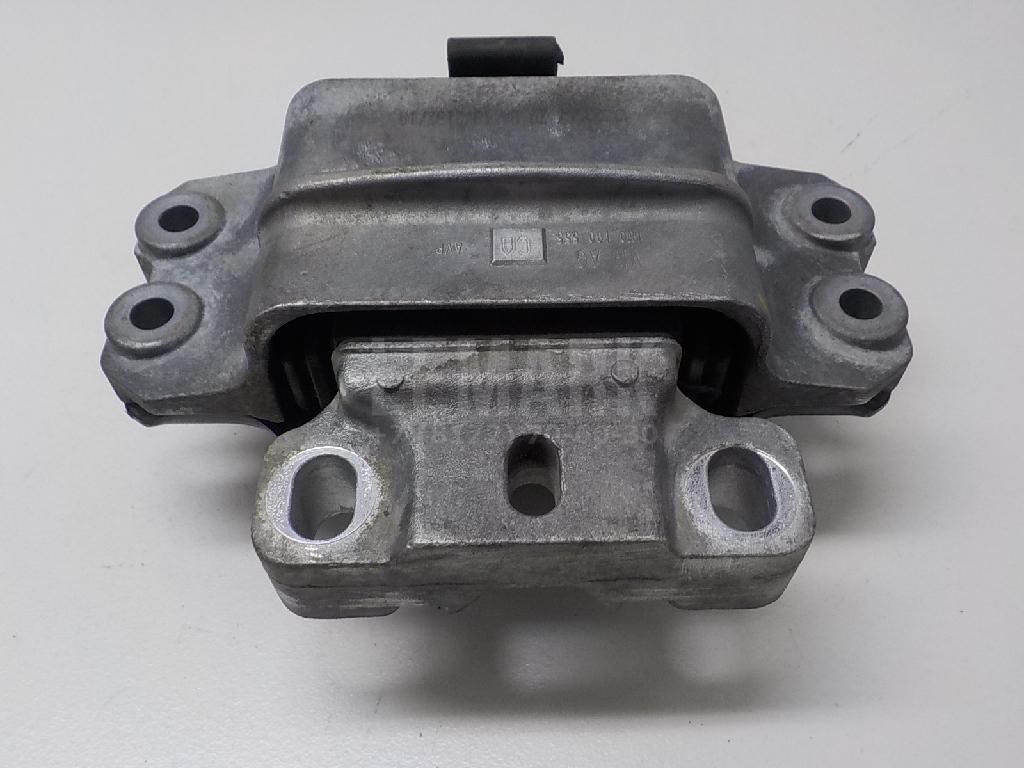 Опора КПП левая для  BMW X1 F48 2014-2022
