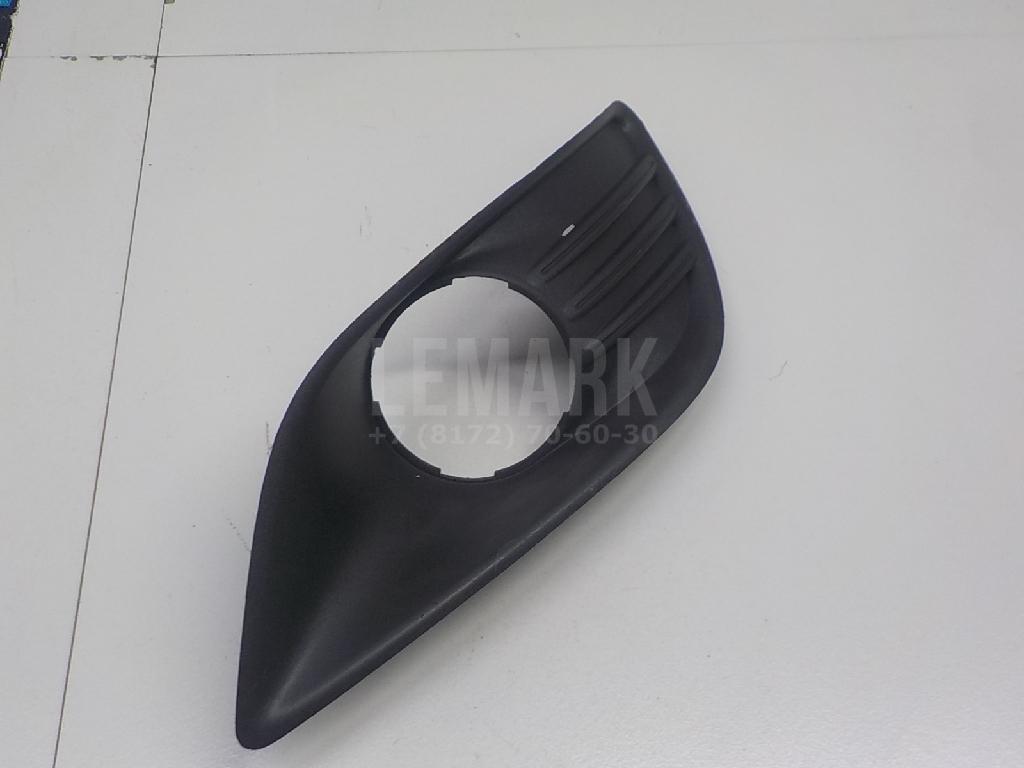 Решетка в бампер правая 1528560 Ford