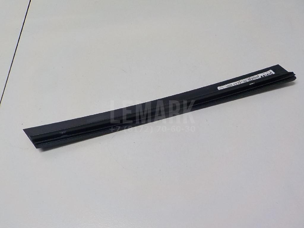 Накладка двери задней левой для  Acura MDX 2001-2006