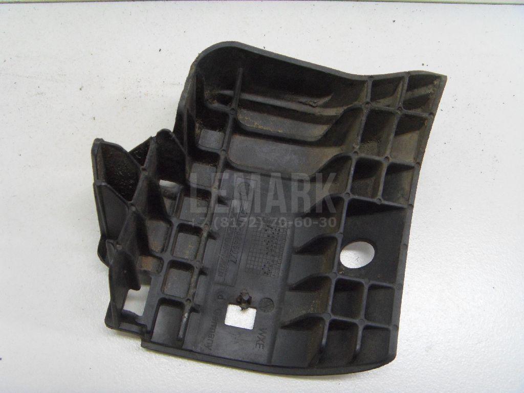 Кронштейн заднего бампера левый для  BMW X5 E70 2007-2013