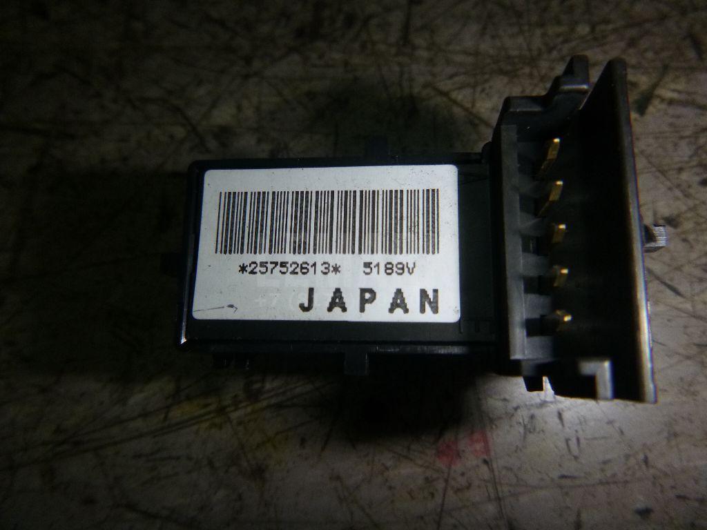 Кнопка центрального замка для  BMW 6-serie E64 2004-2009