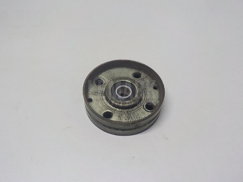 Ролик-натяжитель ручейкового ремня 119274F115 Nissan