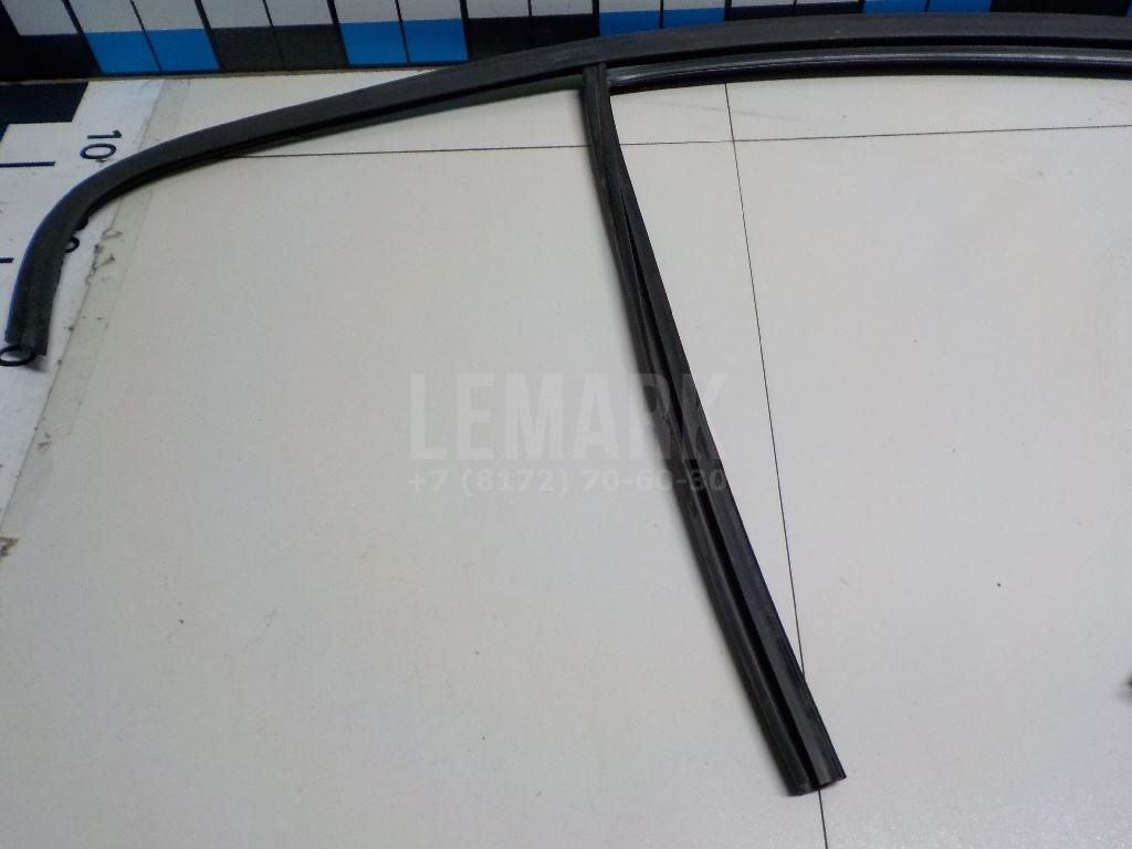 Уплотнитель стекла двери для  Citroen C3 Picasso 2008-2017