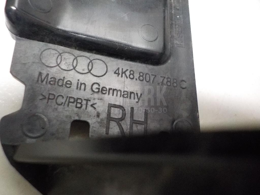 Кронштейн форсунки омывателя фары для  Audi A4 [B6] 2000-2004