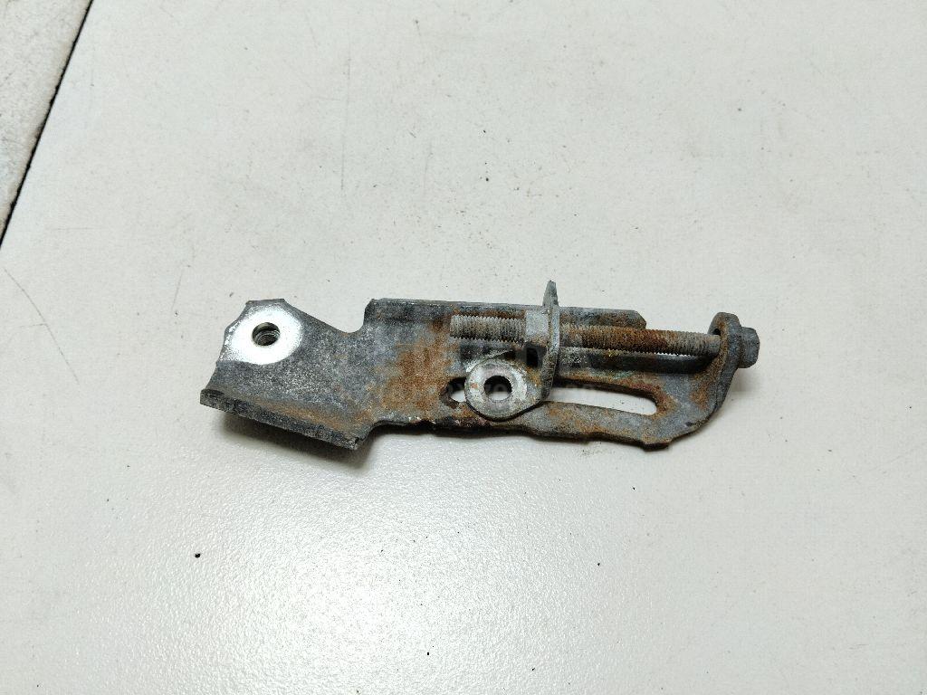 Планка натяжения ремня генератора 1638137040 Toyota