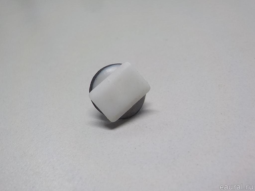 Крепеж (клоп)