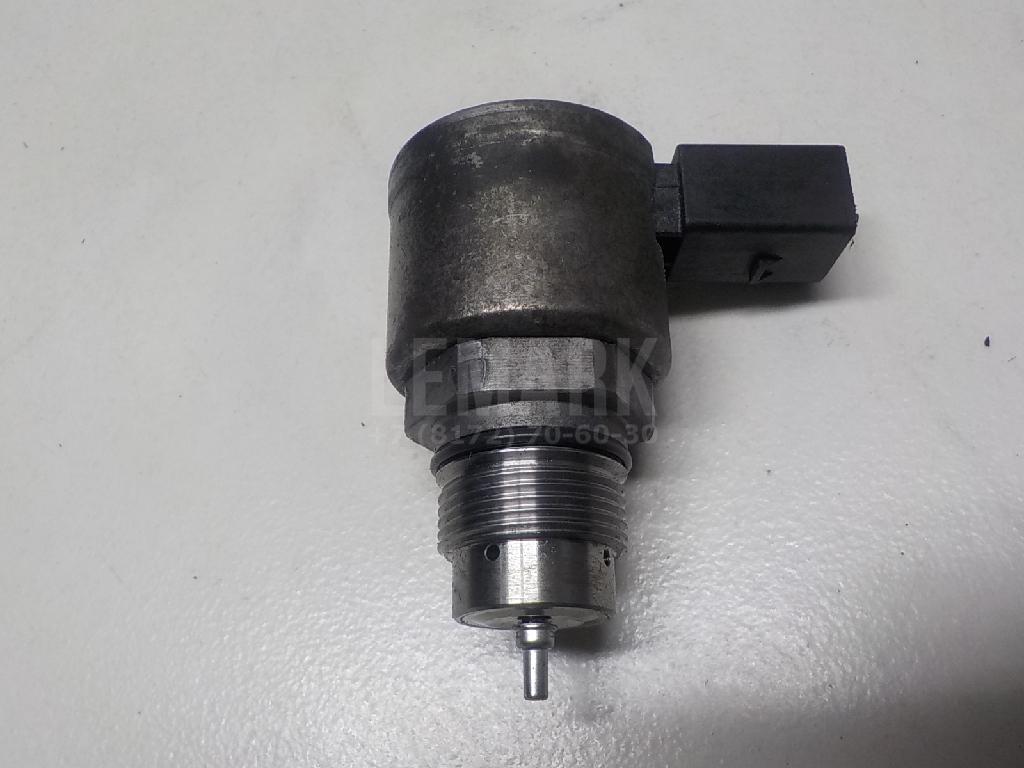 Регулятор давления топлива 04L130764E VAG