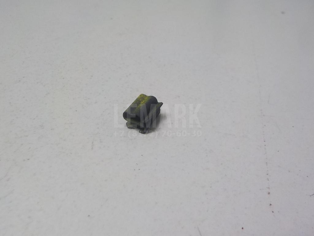Крепеж (клоп) 1T0867947A VAG