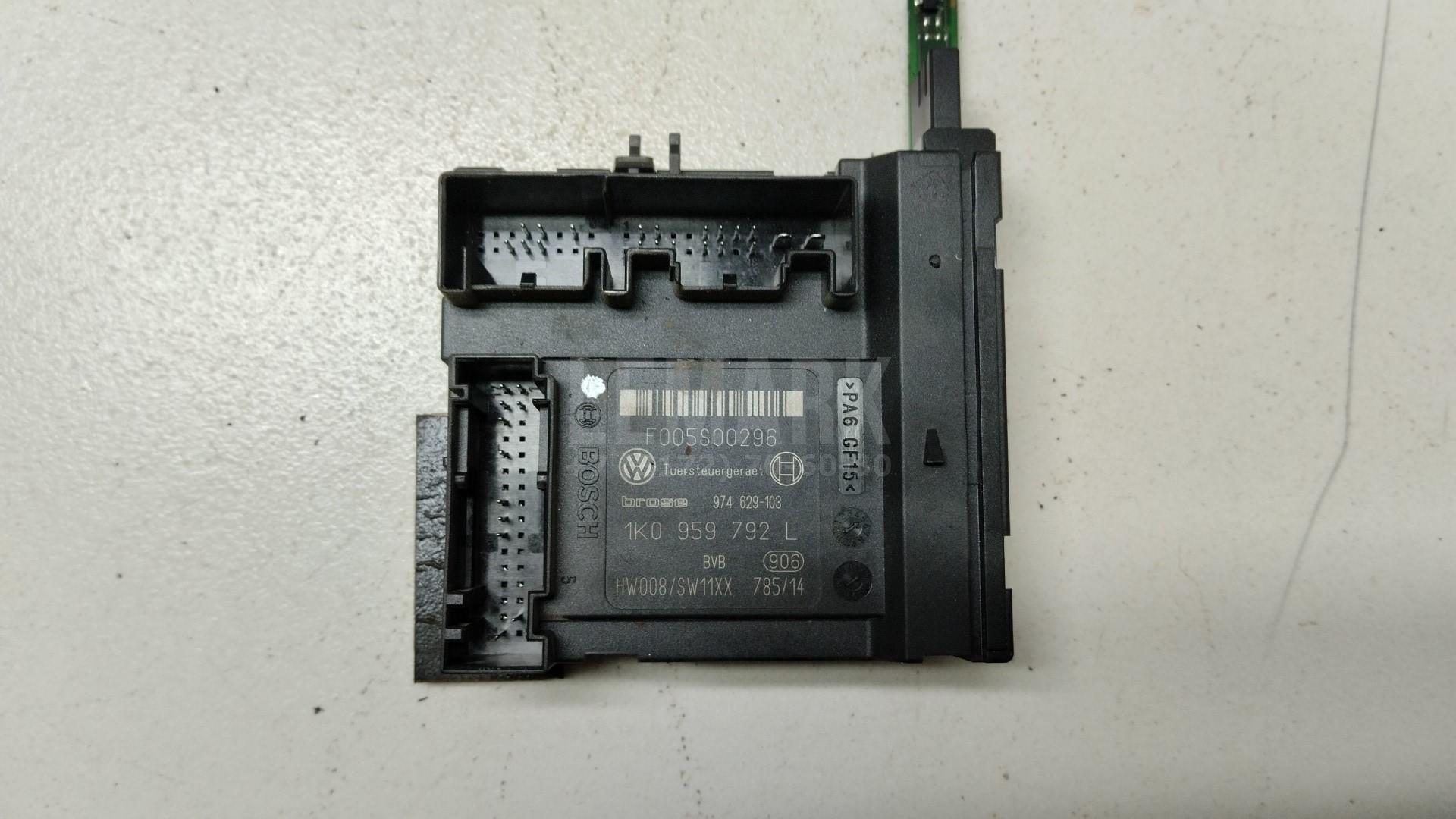Блок комфорта 1K0959792L VAG