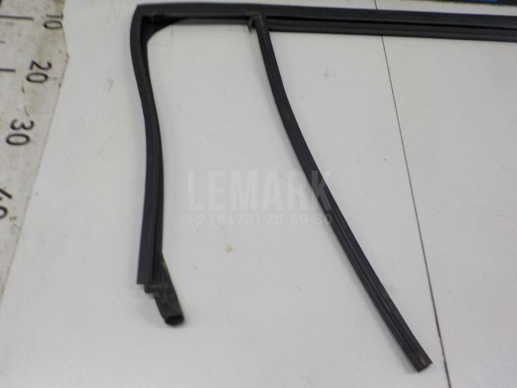 Направляющая стекла двери для  BMW 3-serie E90/E91 2005-2012