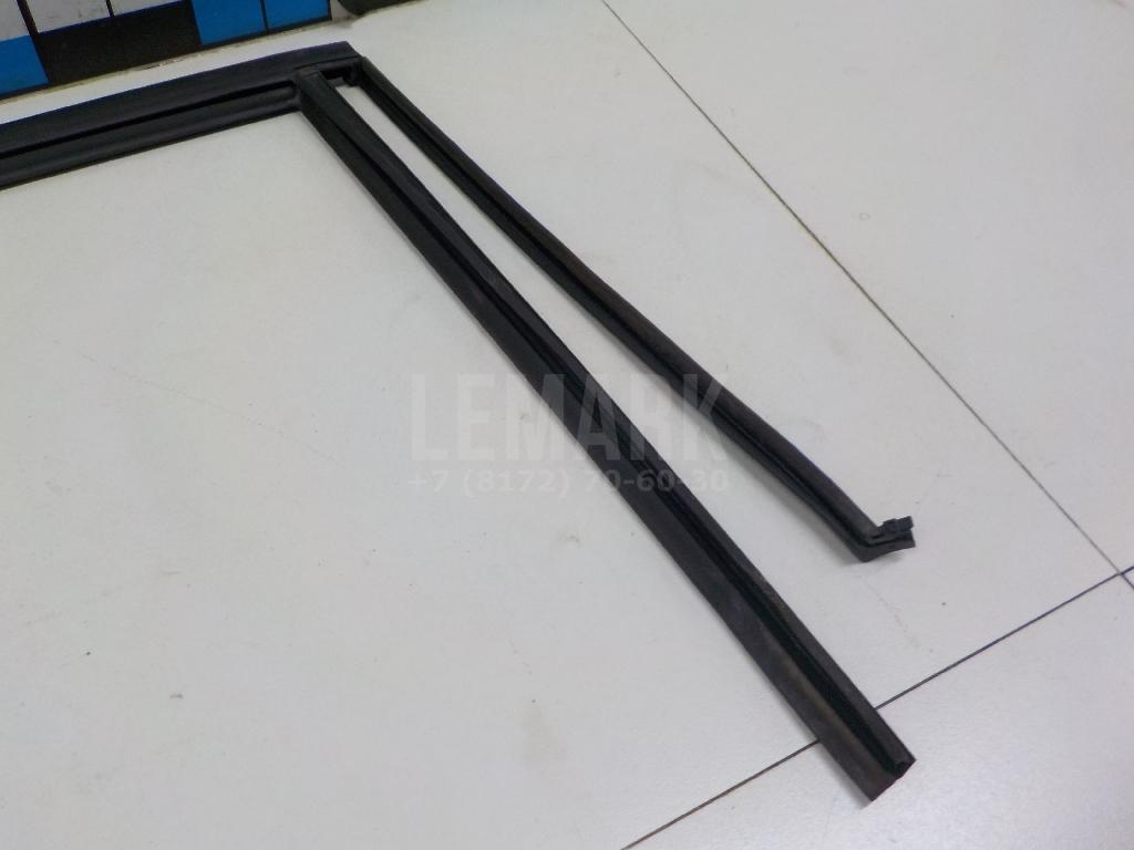Направляющая стекла двери для  BMW 3-serie E90/E91 2005-2012